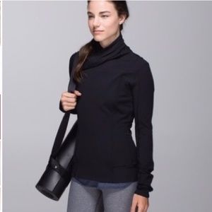 Lululemon BHAKTI Black Asymmetric YOGA Jacket 10